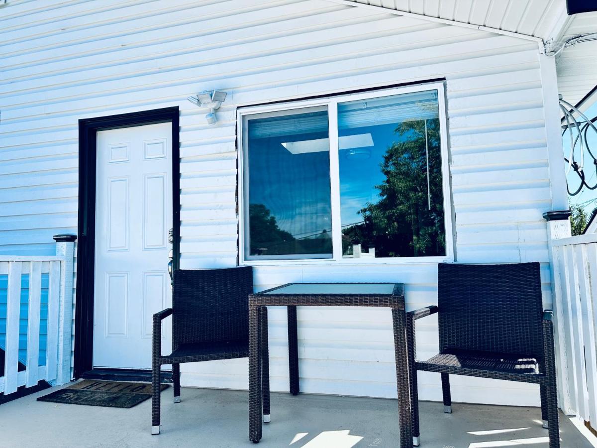 Tacoma 2 Bedrooms 1 Baths Sleep 5 With Compact Kitchen Zewnętrze zdjęcie